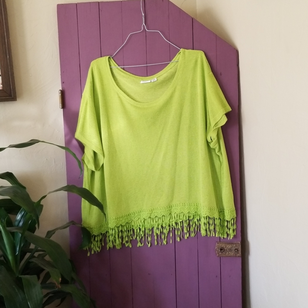 Catos brand lime green crop top style blouse